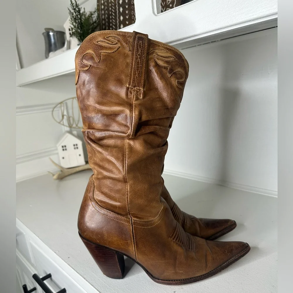 Charlie 1 Horse Women’s 9.5B Tan Leather Slouchy Western Boots Boho Trend - Picture 5 of 10